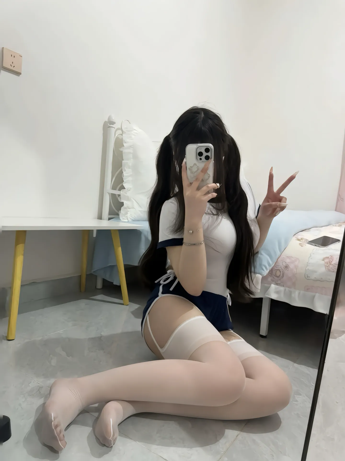 这个夏季 你和晚风 我都想揽入怀里.-星空门户